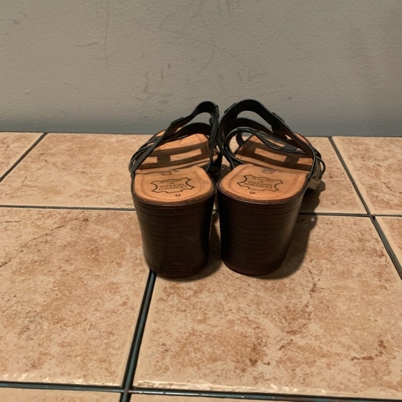 Callisto Of California Leather Heeled Sandals in Black - Picture 4 of 8